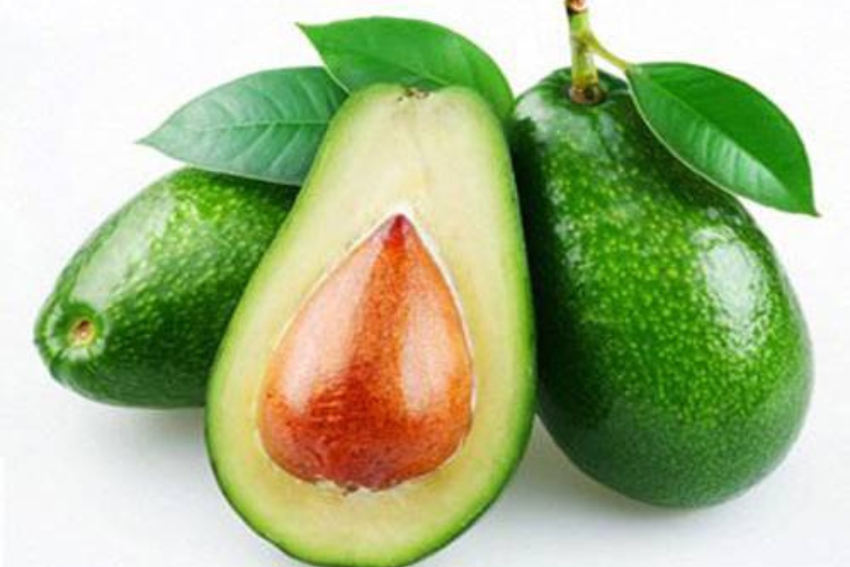 ăn g&igrave; để trẻ h&oacute;a l&agrave;n da